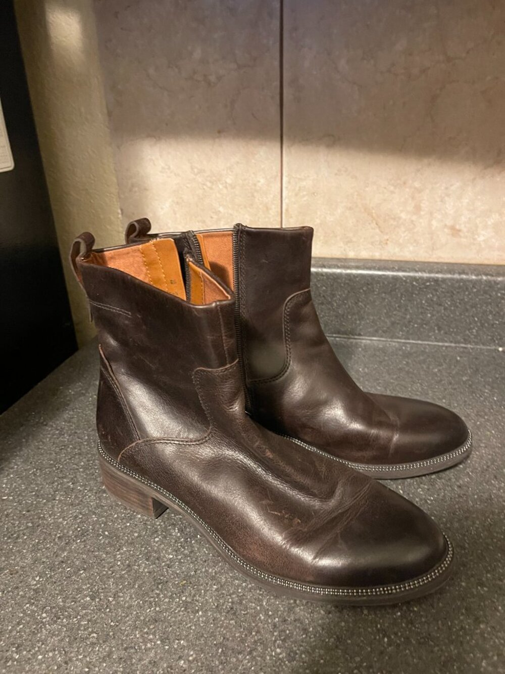 Franco Sarto brown leather Chelsea boots womens 8 sm flaw, see notes fall capsul